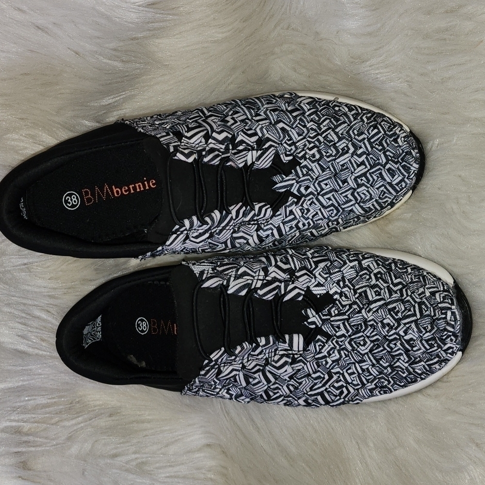 BM Bernie Mev. Tennis Shoes